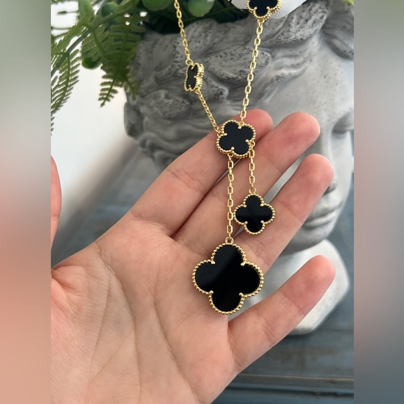 - 18k Gold Plated Alhambra Black Clover Magic Necklace with Logo - Picture 5 of 10